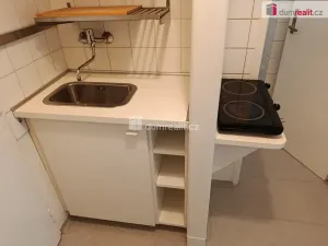 Pronájem bytu 1+kk, Praha - Strašnice, V předpolí, 30 m2