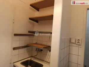 Pronájem bytu 1+kk, Praha - Strašnice, V předpolí, 30 m2