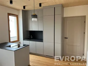 Prodej bytu 4+kk, Pardubice, 86 m2