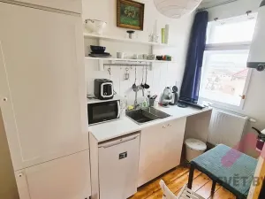 Pronájem bytu 1+kk, Praha - Libeň, Nad Rokoskou, 24 m2