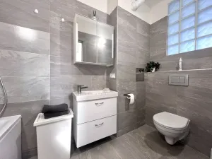 Pronájem bytu 2+1, Praha - Krč, Višňová, 56 m2