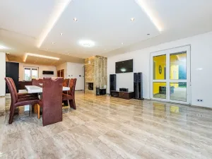 Prodej rodinného domu, Radějovice, 218 m2