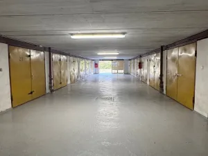 Prodej garáže, Praha, K Ládví, 17 m2