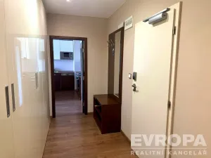 Prodej bytu 3+kk, Plzeň - Jižní Předměstí, U Borského parku, 78 m2