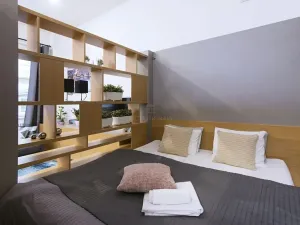 Prodej bytu 1+kk, Praha - Staré Město, Dlouhá, 51 m2