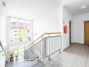 Pronájem bytu 1+kk, Praha - Písnice, Švihovská, 37 m2