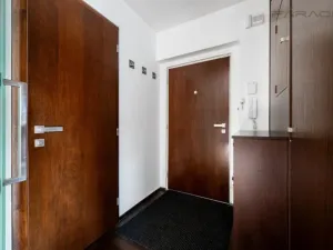 Pronájem bytu 3+kk, Praha - Nusle, Na výsledku II, 135 m2