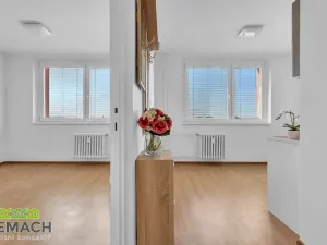 Pronájem bytu 1+1, Uherské Hradiště, náměstí Republiky, 33 m2