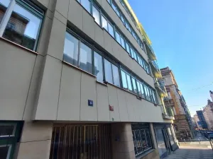 Pronájem bytu 1+kk, Praha - Holešovice, Pplk. Sochora, 26 m2