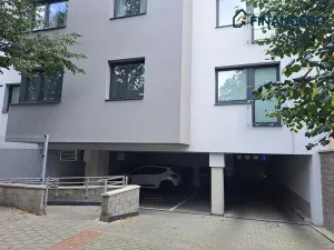 Prodej garážového stání, Brno, Táborská, 15 m2