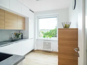 Pronájem bytu 3+1, Praha - Střešovice, Střešovická, 77 m2