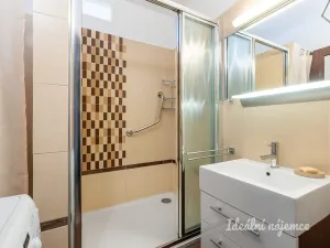 Pronájem bytu 3+1, Praha, Volutová, 76 m2