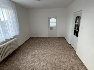 Pronájem bytu 3+1, Habartov, Čs. armády, 56 m2