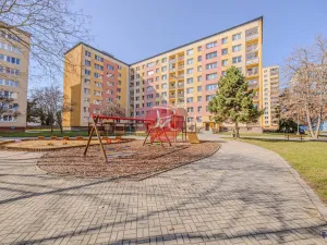 Prodej bytu 3+1, Opava, Antonína Sovy, 68 m2