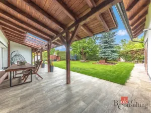Prodej rodinného domu, Zlonín, U Rybníka, 291 m2