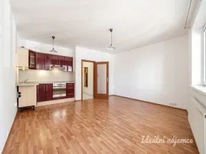 Pronájem bytu 1+kk, Praha - Hostivař, Bratislavská, 34 m2