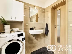 Prodej rodinného domu, Valašská Polanka, 350 m2