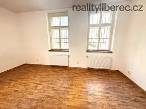 Pronájem bytu 1+1, Liberec, nám. Tržní, 28 m2
