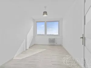 Pronájem bytu 2+kk, Praha - Prosek, Jetřichovická, 44 m2