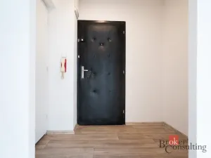 Pronájem bytu 1+1, Praha - Hlubočepy, Lamačova, 32 m2