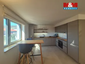 Pronájem bytu 3+kk, Beroun - Beroun-Město, Nad Paloučkem, 109 m2