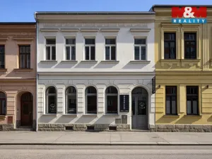 Pronájem bytu 3+kk, Pardubice - Zelené Předměstí, Na Hrádku, 80 m2