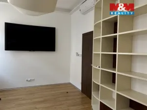 Pronájem bytu 3+kk, Pardubice - Zelené Předměstí, Na Hrádku, 80 m2