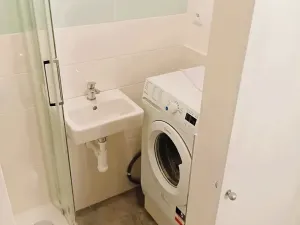 Pronájem bytu 1+kk, Praha - Vršovice, Kodaňská, 24 m2