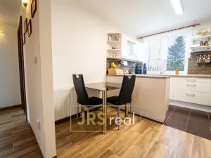 Prodej bytu 3+1, Přáslavice, 78 m2