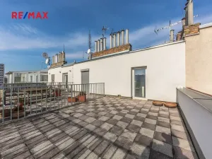 Prodej bytu 1+1, Praha - Smíchov, Holečkova, 24 m2