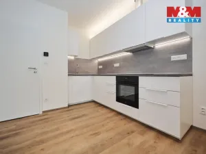 Pronájem bytu 2+1, Jihlava, Okružní, 67 m2