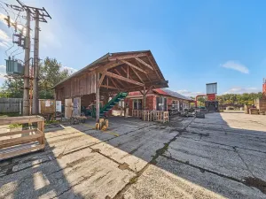 Prodej zemědělského objektu, Seletice, 19535 m2