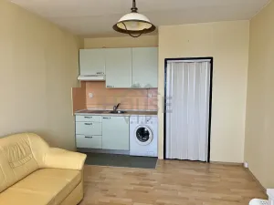 Pronájem bytu 1+kk, Praha - Záběhlice, Jabloňová, 25 m2