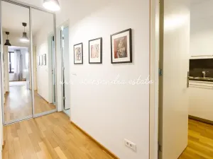 Pronájem bytu 2+kk, Praha - Karlín, Šaldova, 51 m2