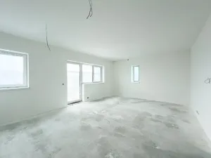 Prodej bytu 3+kk, Kolín, Třídvorská, 67 m2