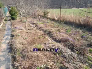 Pronájem zahrady, Kryry, 367 m2