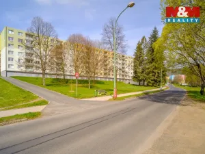 Prodej bytu 2+1, Klášterec nad Ohří, Školní, 50 m2