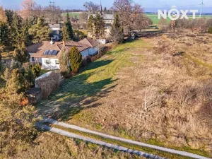 Prodej pozemku pro bydlení, Choltice, 2042 m2