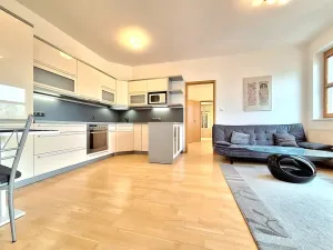 Prodej bytu 3+kk, Praha - Vysočany, Za Lidovým domem, 58 m2