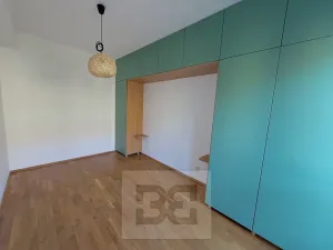 Pronájem bytu 3+kk, Praha - Vršovice, Amurská, 72 m2