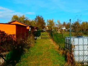 Prodej zahrady, Znojmo, 1330 m2