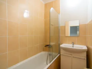 Pronájem bytu 2+1, Trutnov - Střední Předměstí, Železničářská, 56 m2