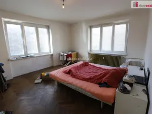 Prodej bytu 2+1, Karlovy Vary, nábřeží Jana Palacha, 63 m2