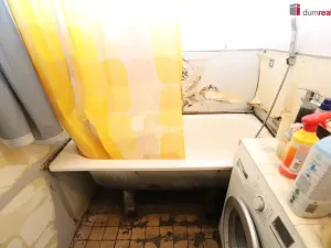 Prodej bytu 2+1, Karlovy Vary, nábřeží Jana Palacha, 63 m2