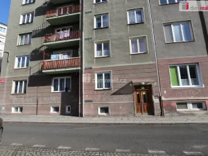 Prodej bytu 2+1, Karlovy Vary, nábřeží Jana Palacha, 63 m2