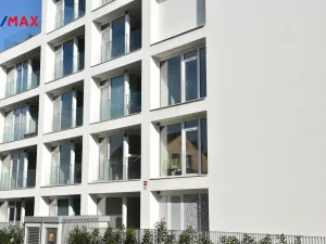 Pronájem bytu 1+kk, Znojmo, Jarošova, 33 m2