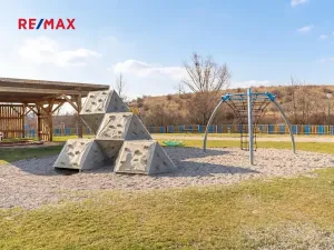 Prodej bytu 2+kk, Praha - Hostavice, U Hostavického potoka, 50 m2