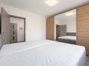 Pronájem bytu 4+1, Jirkov, U Sauny, 87 m2