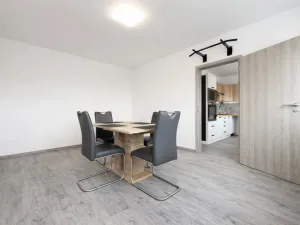 Pronájem bytu 4+1, Jirkov, U Sauny, 87 m2