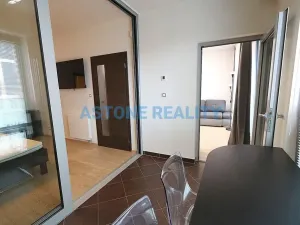 Prodej bytu 2+kk, Praha - Žižkov, Olšanská, 59 m2